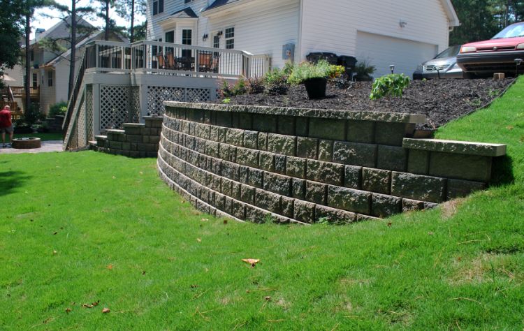 retaining wall