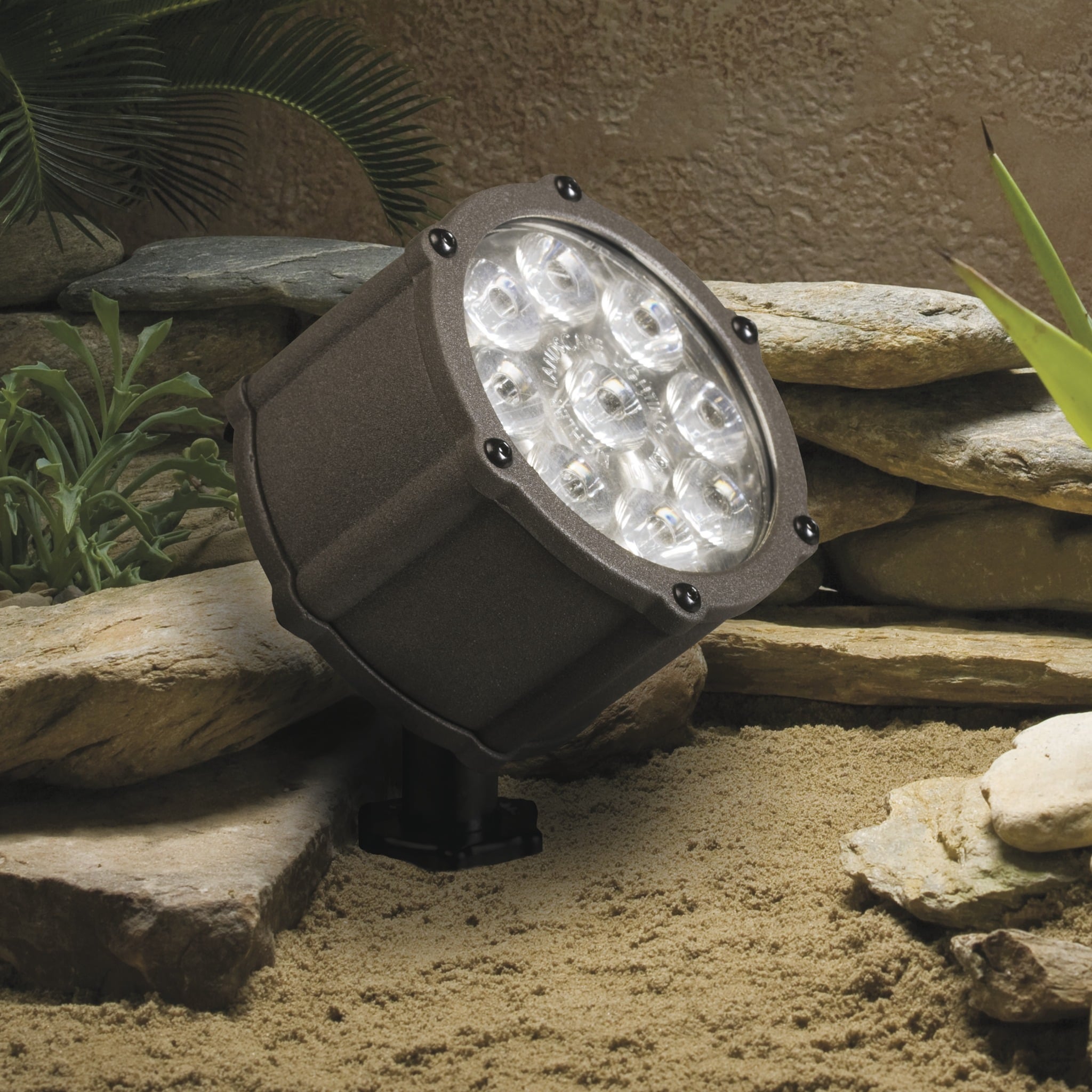 Kichler Led landscape light fixture